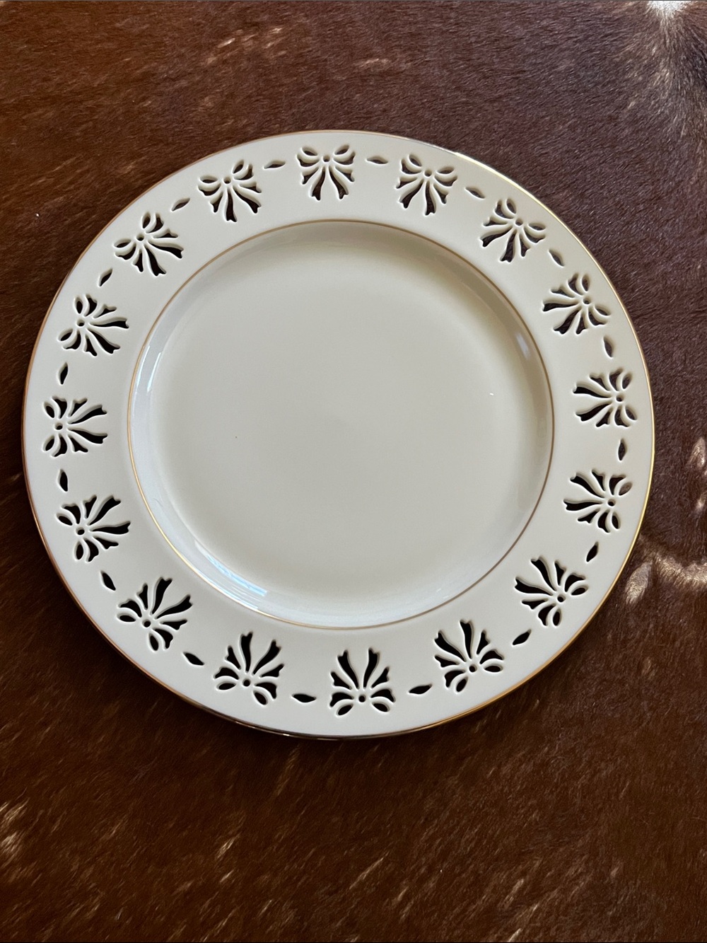 Vintage Lenox Christmas DINNER PLATE with Accent Pierced Christmas Bows